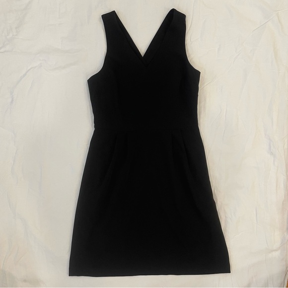 Banana Republic Black Dress with Bow - Picture 4 of 10